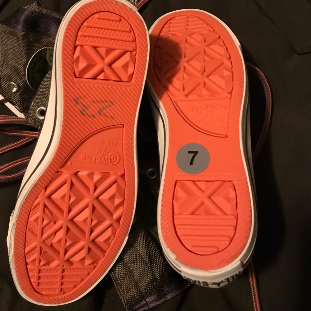 SOLD🔥All Star Converse🔥SOLD!! - Picture 6 of 7