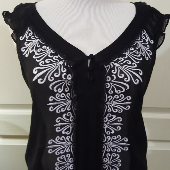 WHBM Black & White Sheer Blouse. Sz XS/S. - Picture 2 of 8