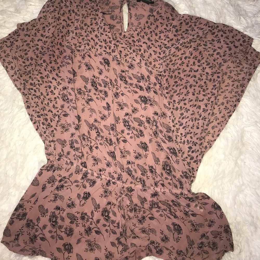 ADORABLE F21 Blouse