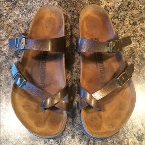 Birkenstock Mayari Golden Brown Sandals. Size 39.