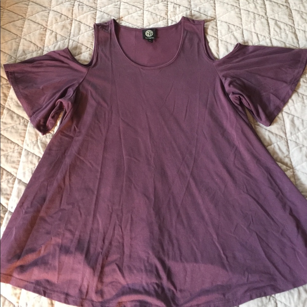 Bobeau cold shoulder a-line top