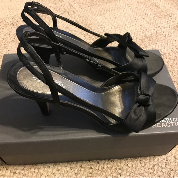 Kenneth Cole Black Strappy Heels with Bow - Picture 1 of 2