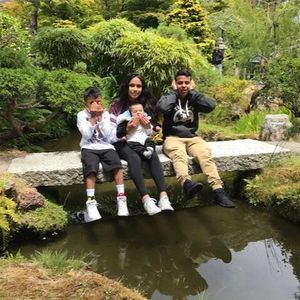 Meet your Posher, Elsy