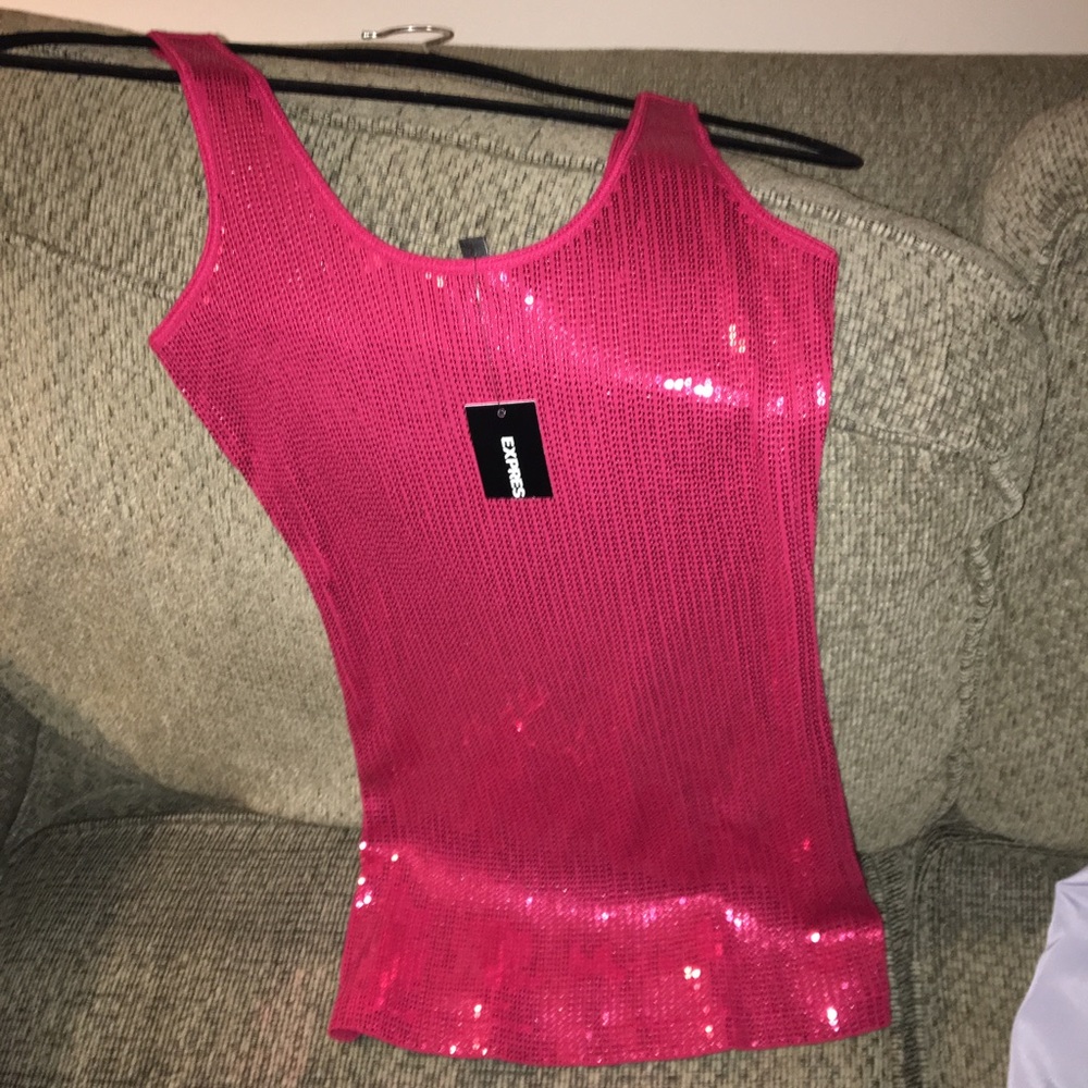 Red sequin tank top small nwt express