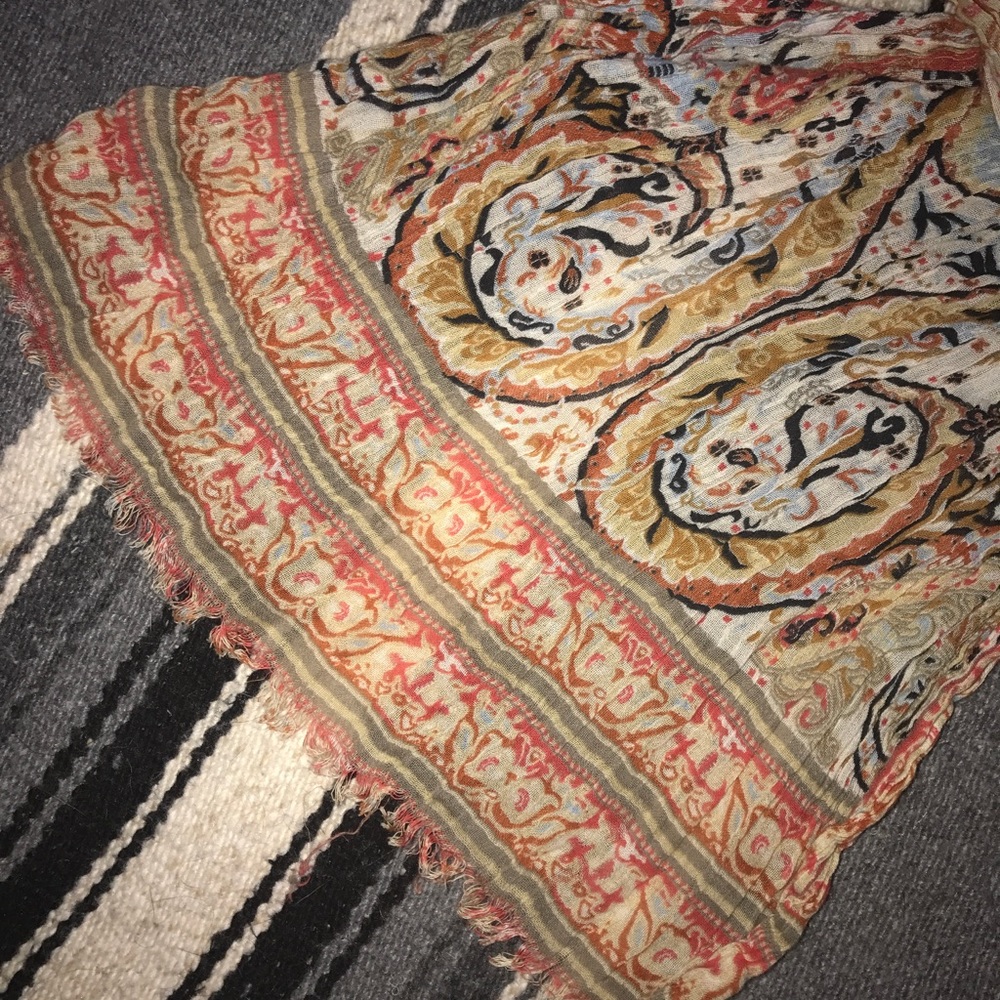 Printed Scarf - Picture 2 of 2