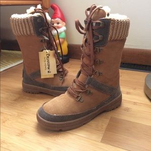 New Bear Paw boots with shearling lining