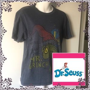 Mr. Grinch vintage Christmas tee 🎄