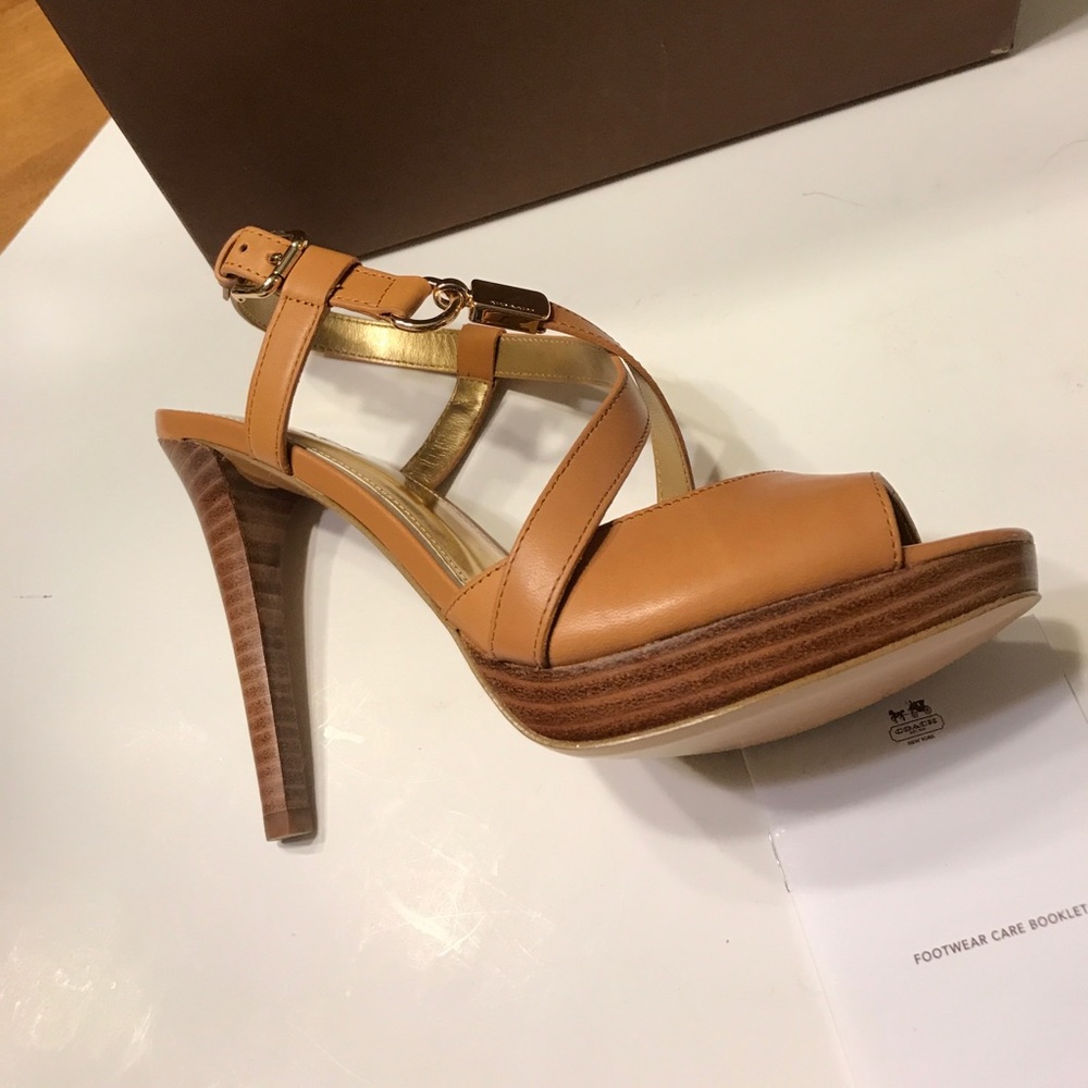 Coach sandals - Picture 3 of 4
