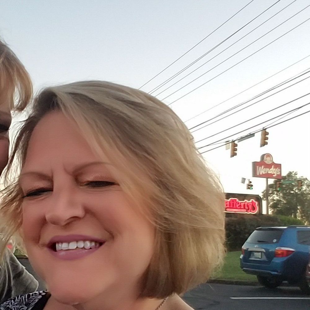 Meet your Posher, Candice