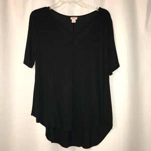 Hi-low, cross front t-shirt