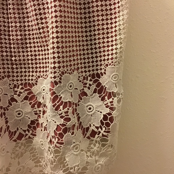 🌸 Jolt Laced Tank Top 🌸 - Picture 3 of 6