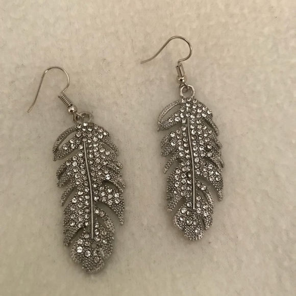 CRYSTAL FEATHER EARRINGS - Picture 4 of 5