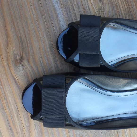 Mootsies Tootsies Black Patent Leather Shoes - Picture 4 of 4