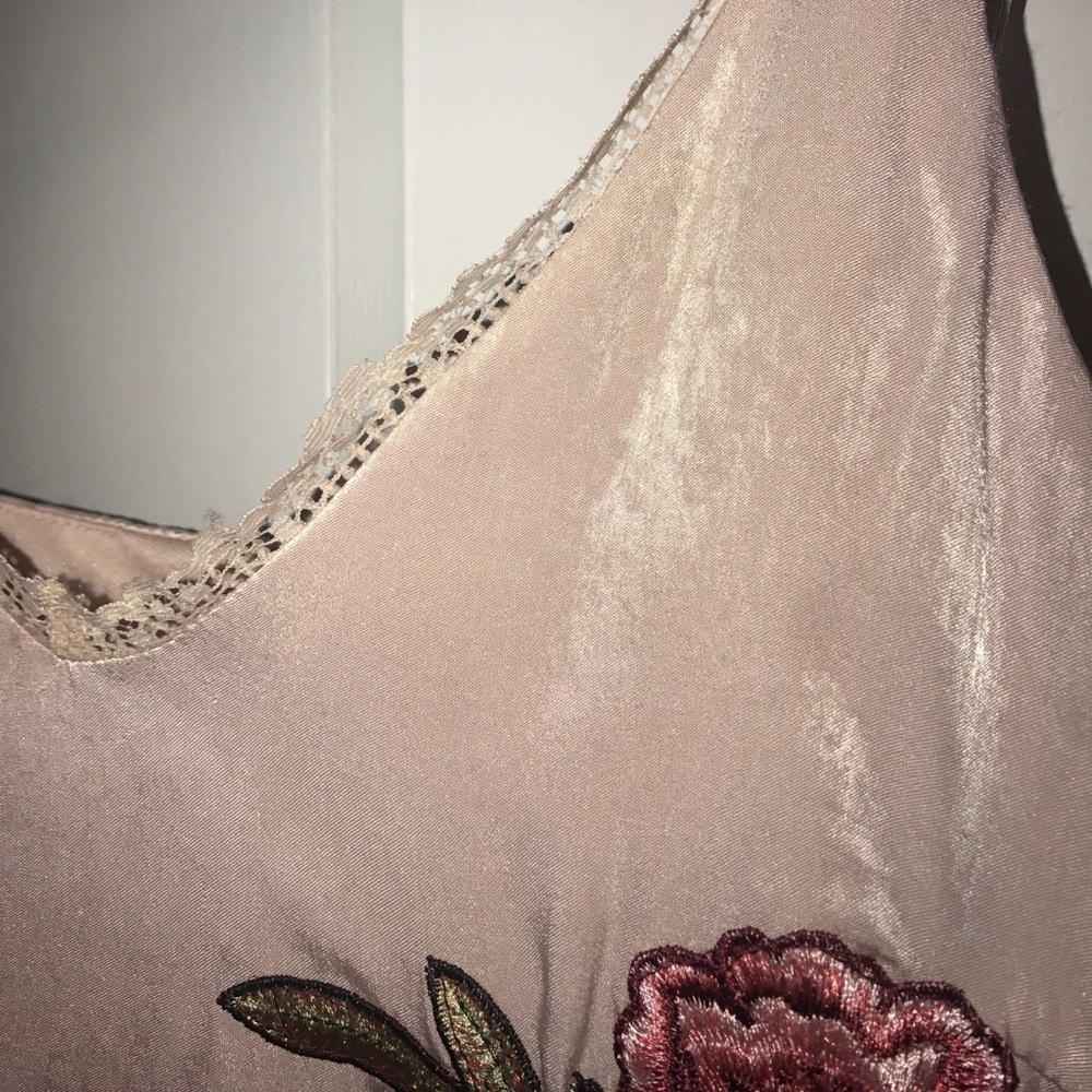 Dress - Picture 4 of 5