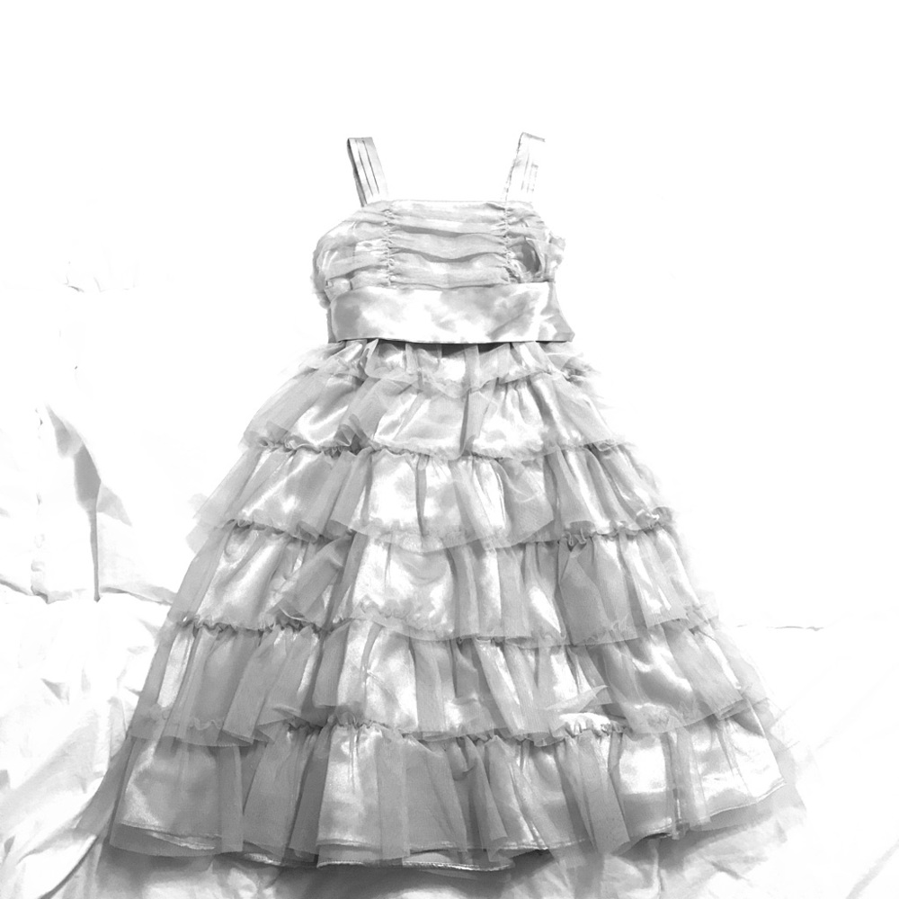 Girls size 8 grey dress