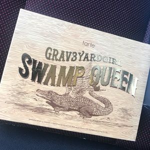 BNIB Tarte Grav3yard Girl Swamp Queen
