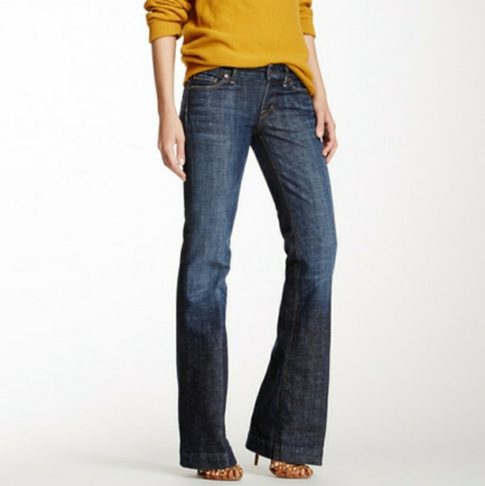 ❤SOLD❤ COH Faye 25x32 Wide Leg Stretch Denim Jean