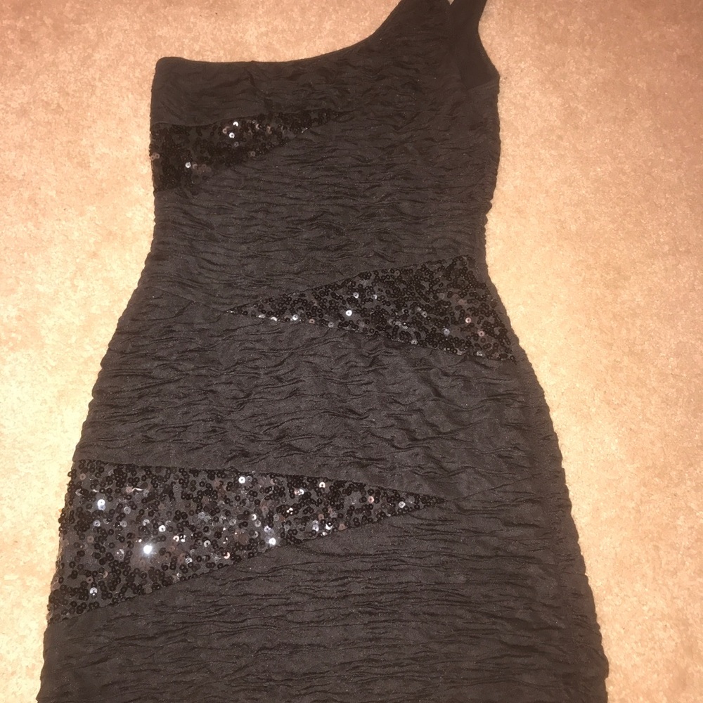 One shoulder black stretchy homecoming dress
