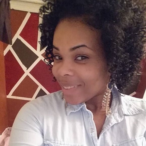 Meet your Posher, Cameshia - Picture 1 of 1