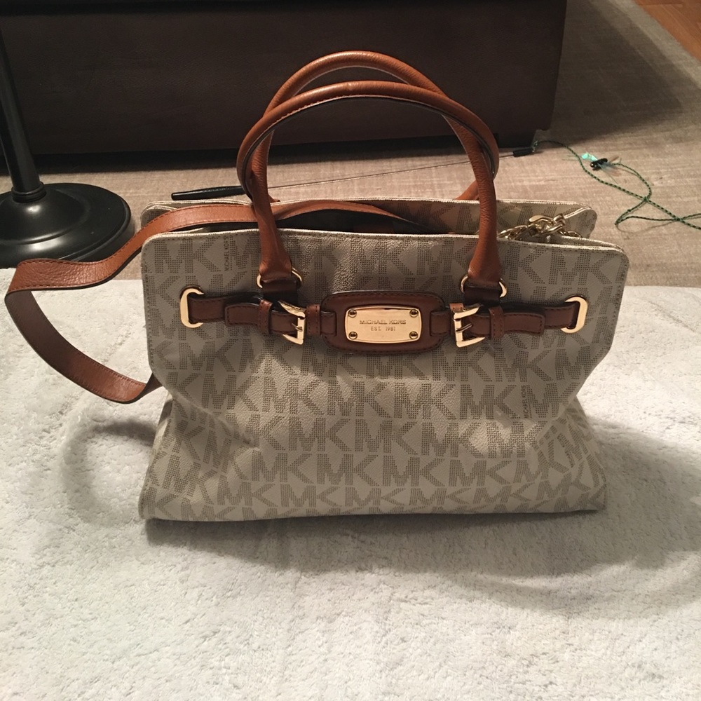 Michael Kors purse