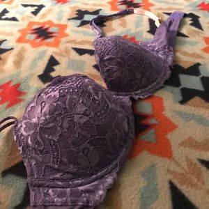 VS PINK lightly lined Demi bra