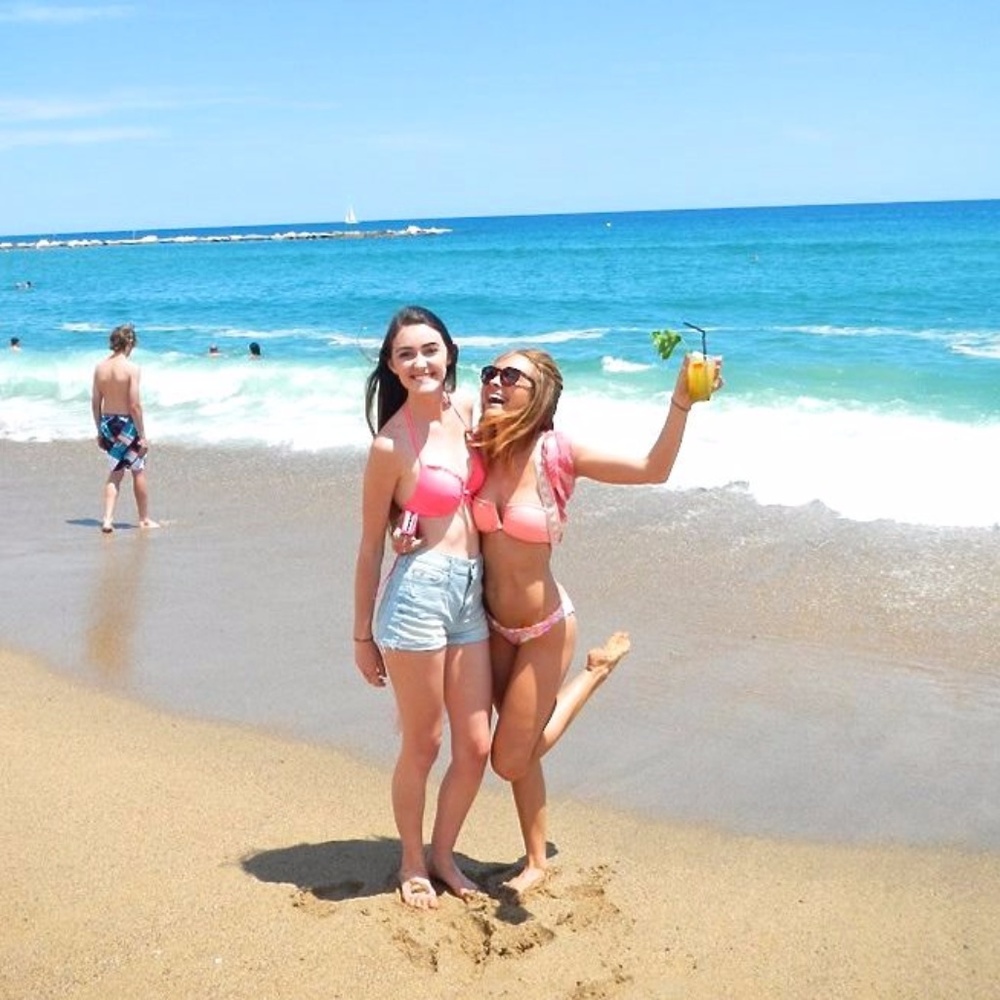 Meet your Posher, Katelyn! :) And read my story! x