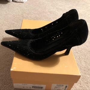 Suede pumps w flexible sole