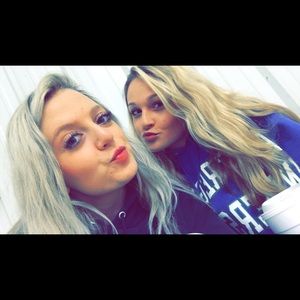 Meet your Posher, Julia