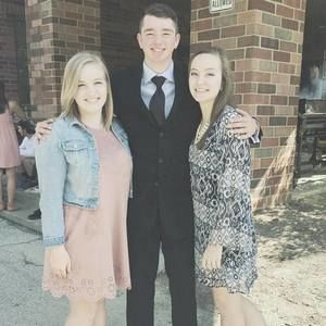 Meet your Posher, Devin