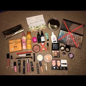 40 piece beauty set