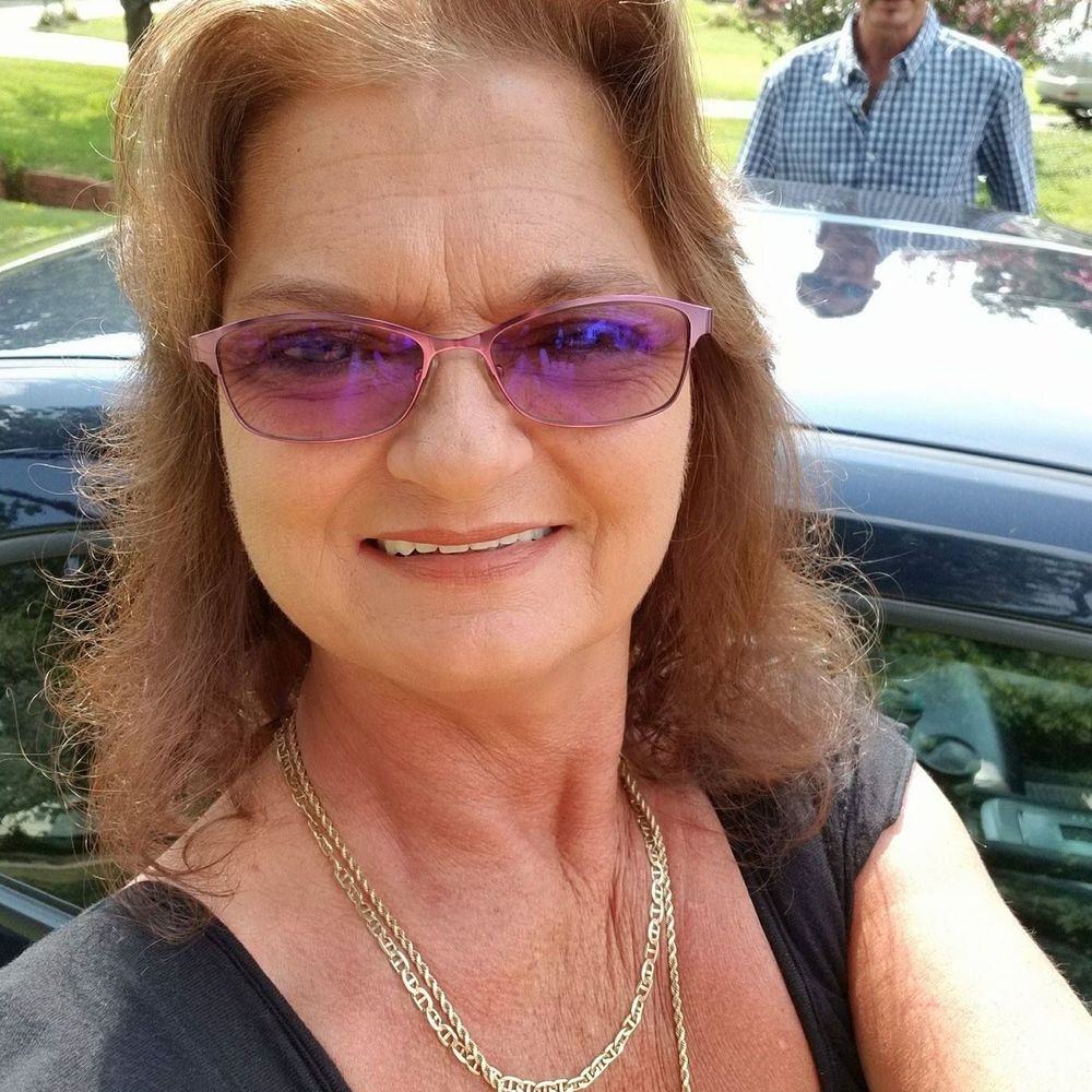 Meet your Posher, Roxie