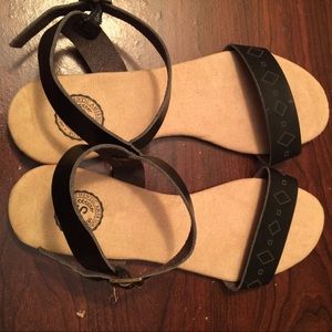 Black Sandal