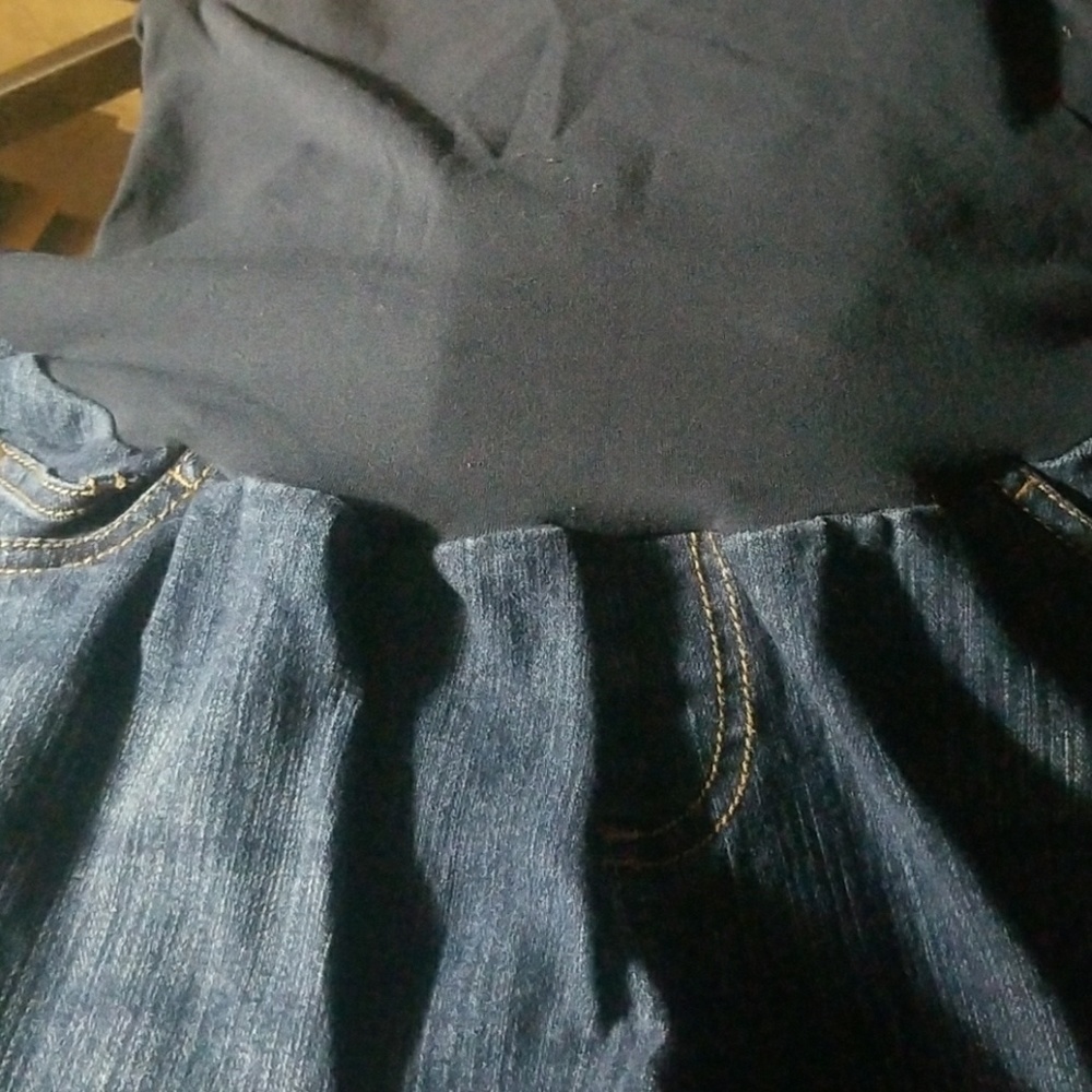 2 pair of maternity jeans
