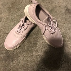 Nike shoes. Worn once. Great condition.