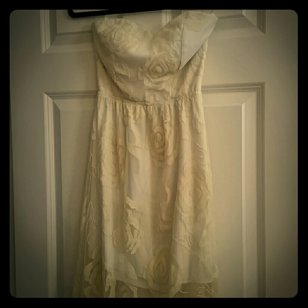 Strapless Light yellow long dress