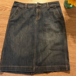 Denim pencil skirt