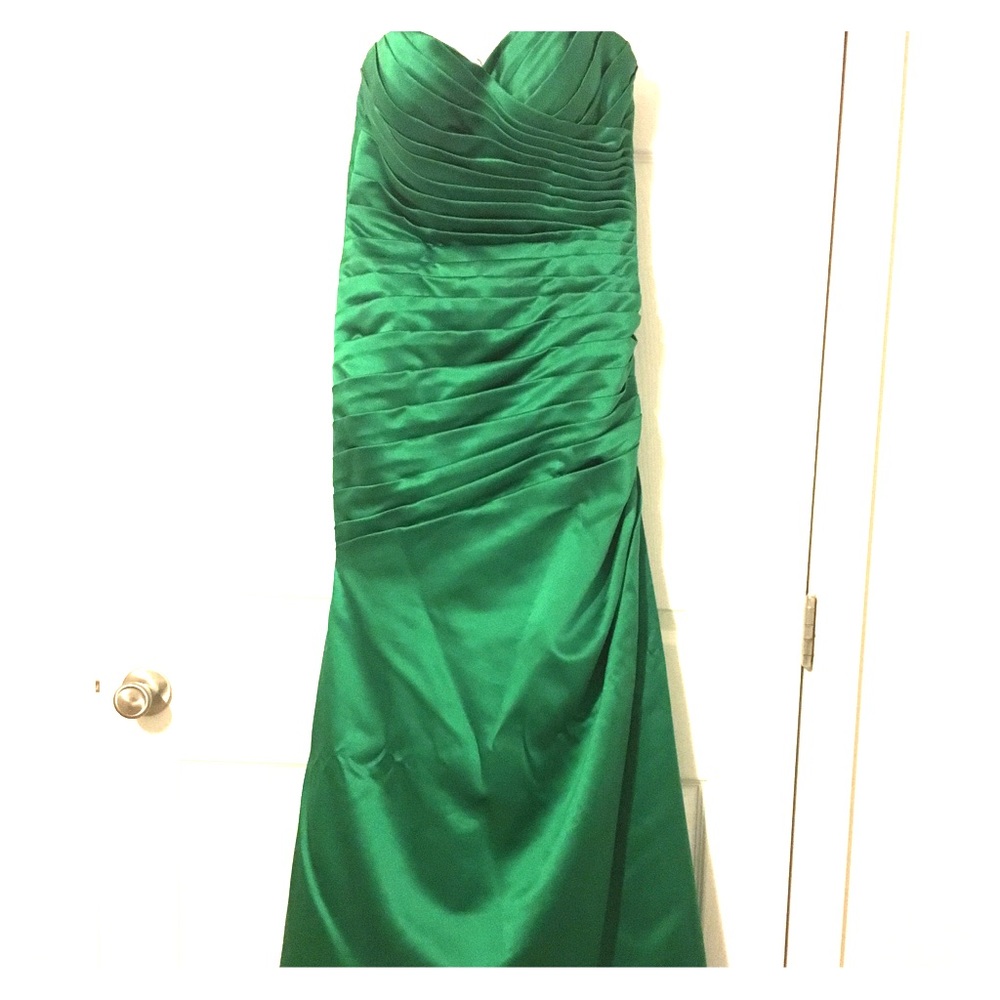 Pretty Maids - formal dress - Style# 22509
