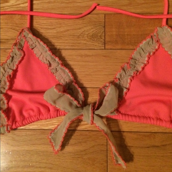 🌸VS bikini top🌸 - Picture 3 of 7