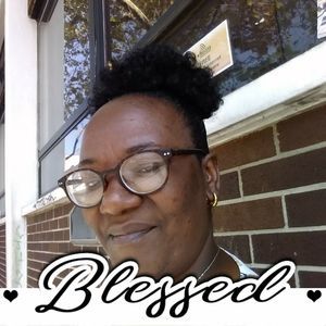 Meet your Posher, Ronette