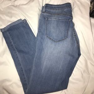 Jesica Simpson Jeans