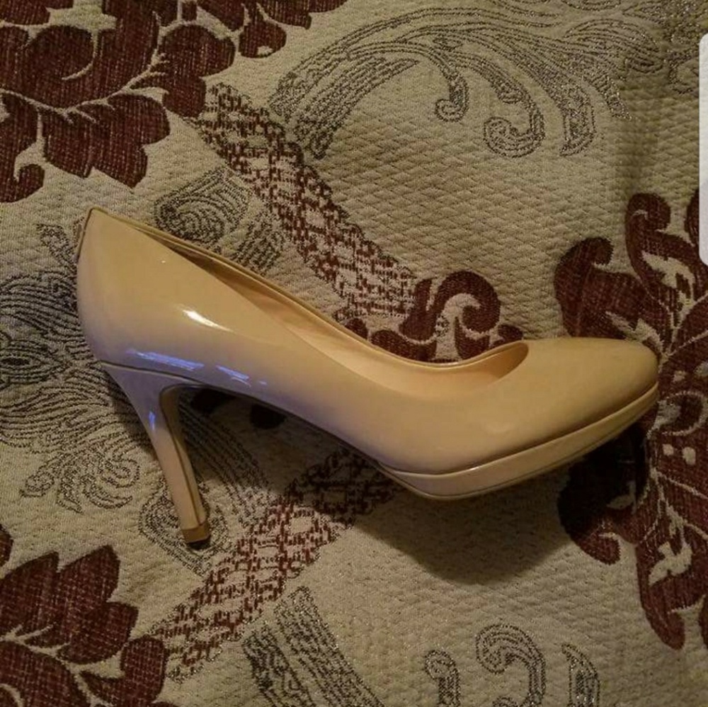 Ivanka Trump pumps