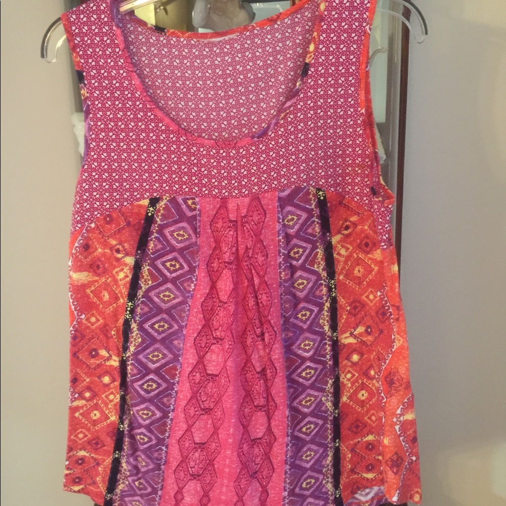 Sleeveless tank Large