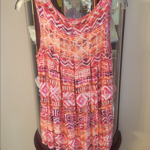 High-Low Sleeveless Tank - Picture 2 of 2