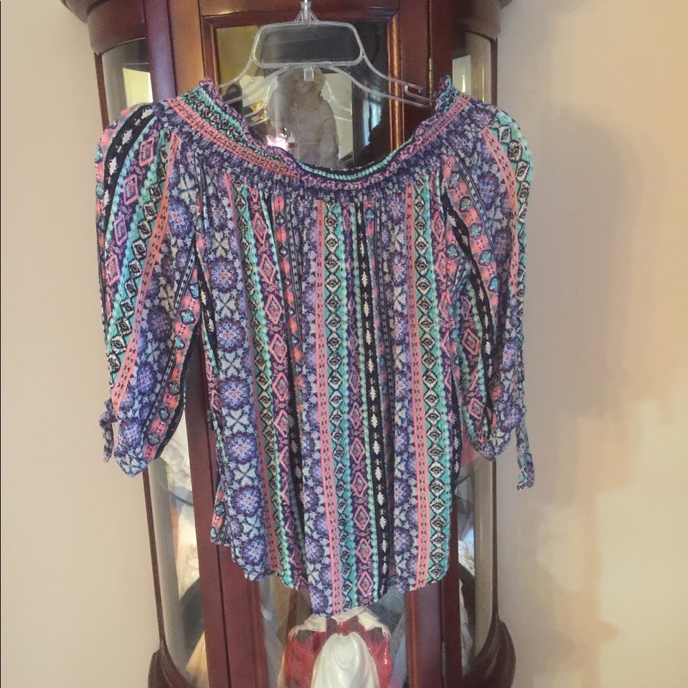 Off shoulder Blouse