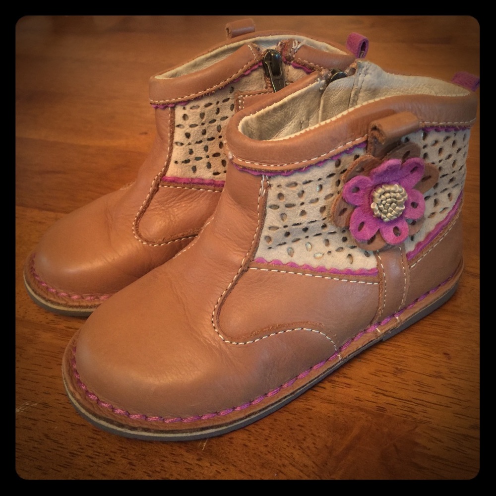 Stride rite toddlers boot