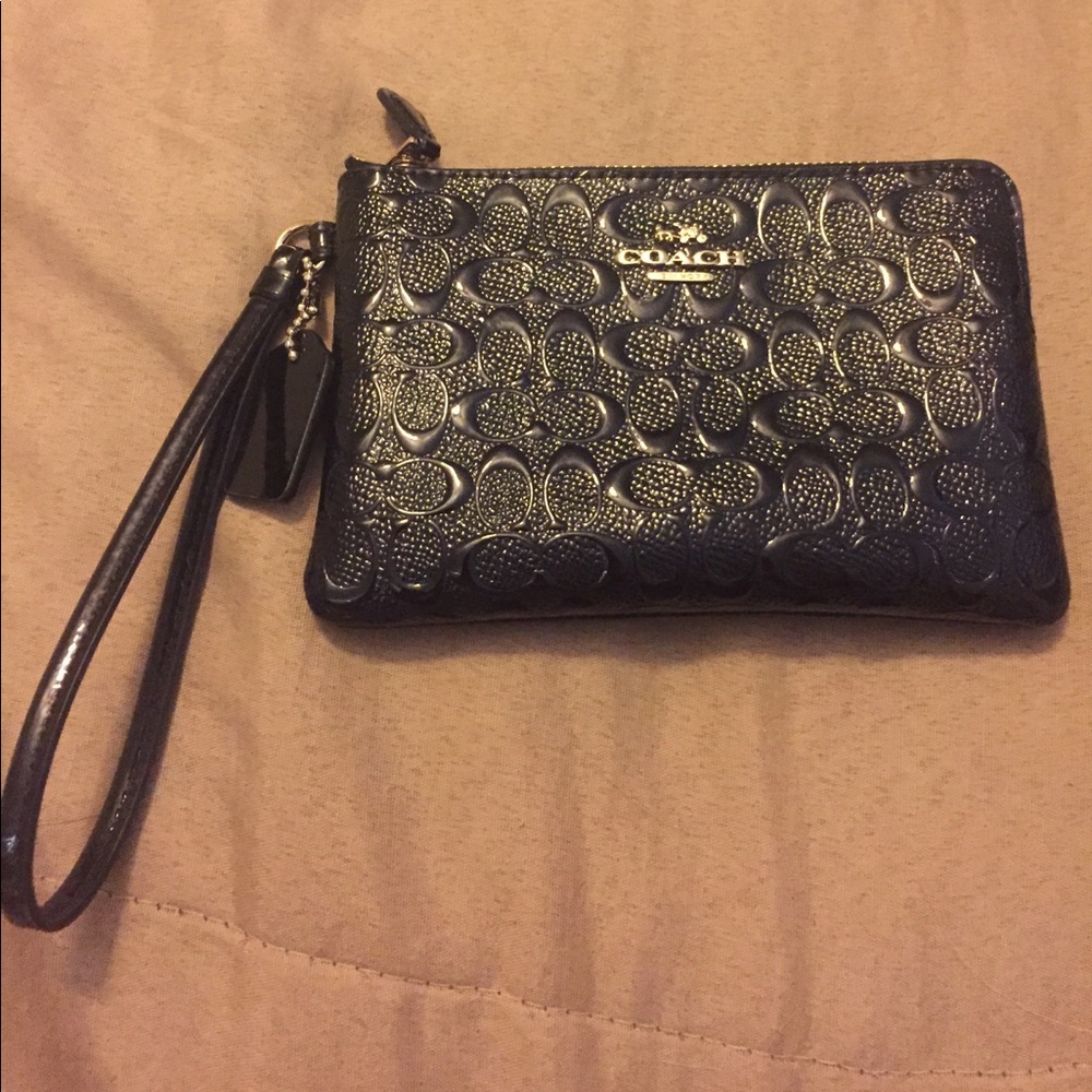 Coach Wristlet (black)