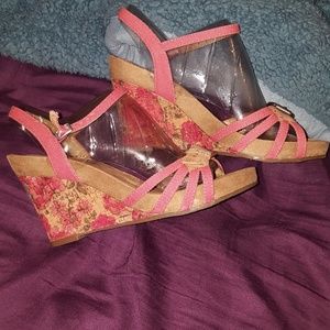 Aersoles wedges