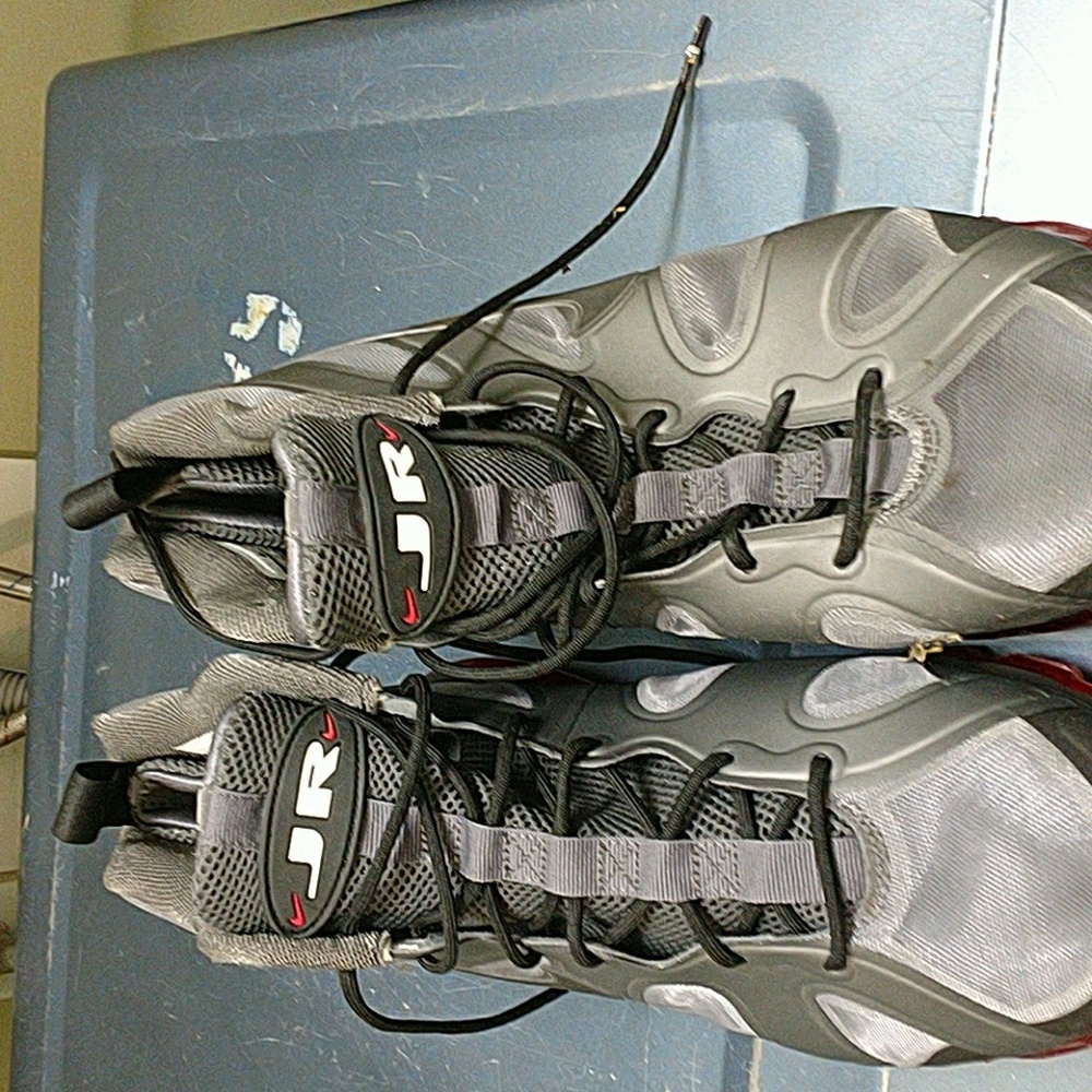 Mena Nike Jr 24 athletic hightop