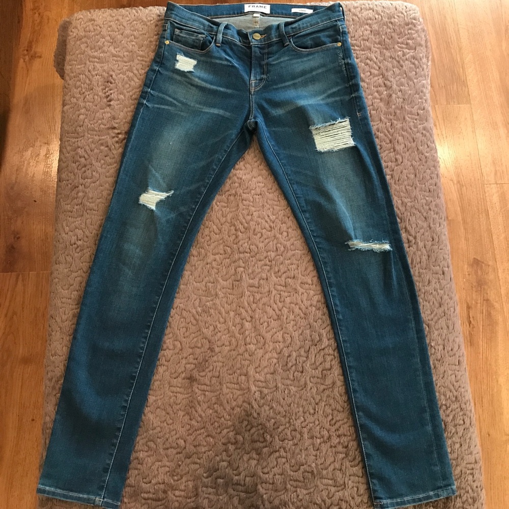 ****SOLD***FRAME Denim Jeans