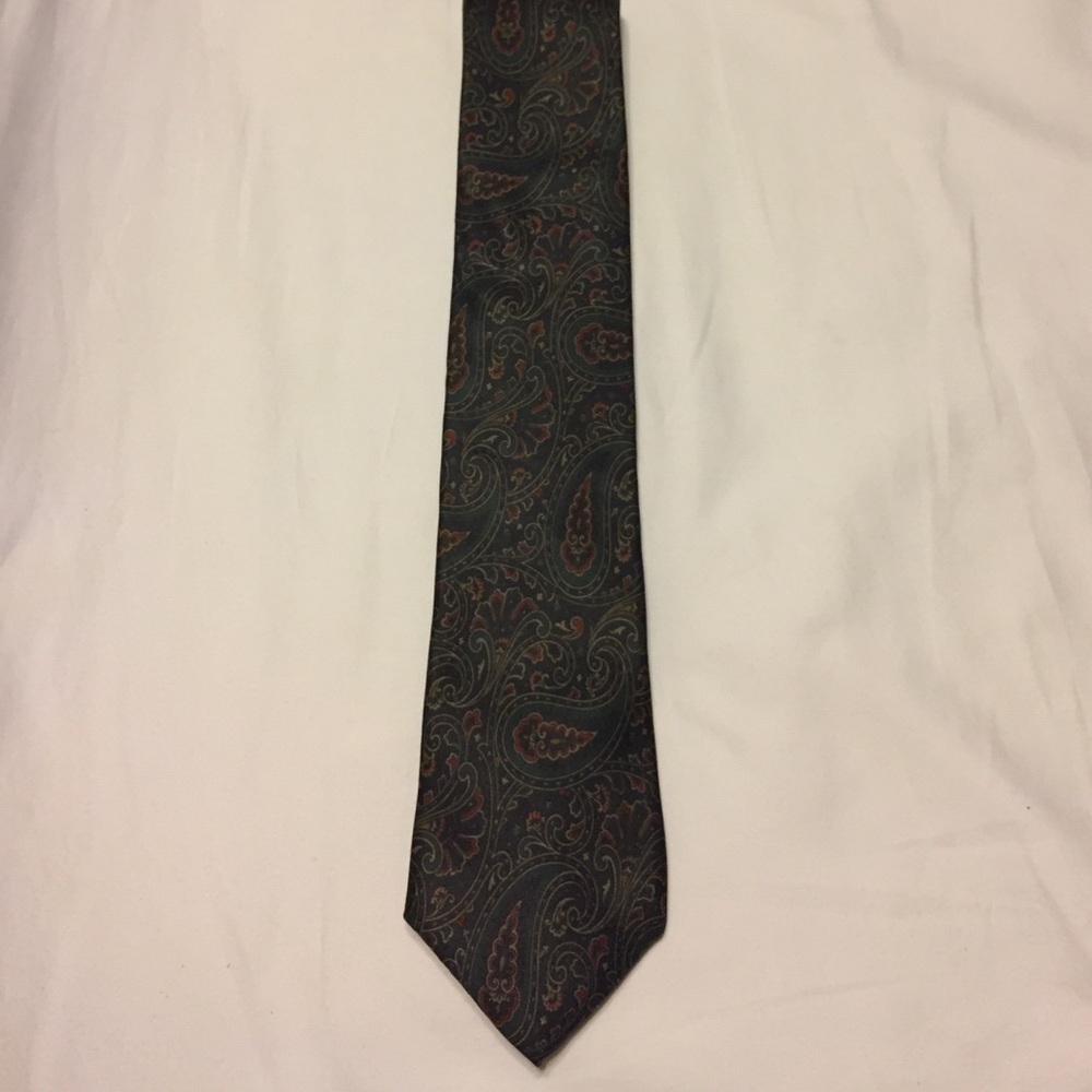 Liberty of London Navy Blue Paisley Pattern Necktie - Picture 2 of 3